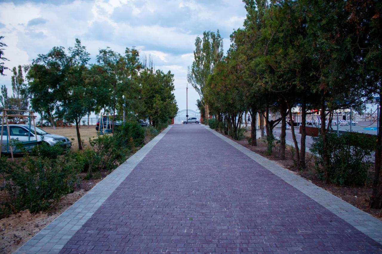 База Отдыха Причал Lazurne Εξωτερικό φωτογραφία